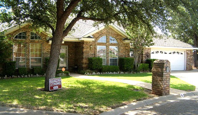 1st image of 4 Heritage Ct