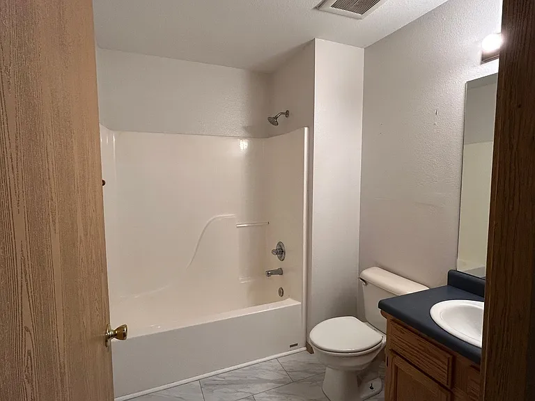 316 Erin Pl — Photo 10