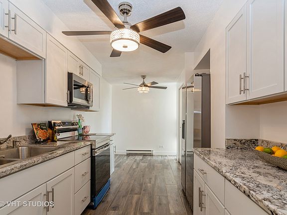 5th image of 5471 S Hyde Park Blvd APT 5A
