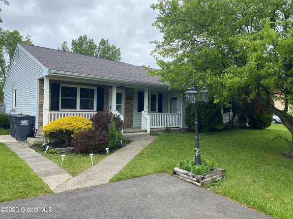 39 Suncrest Drive #A&B, Waterford, NY 12188