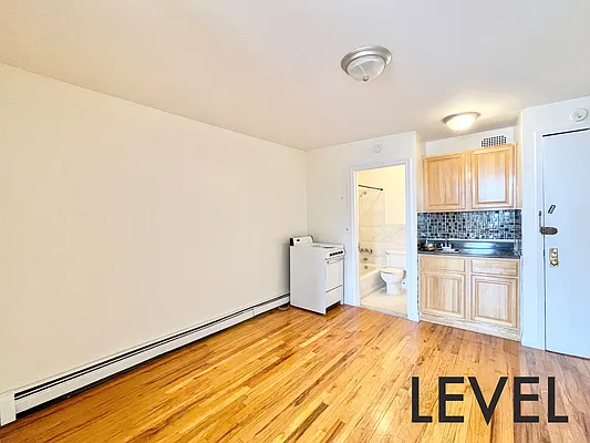 Rented by Level Group | media 21