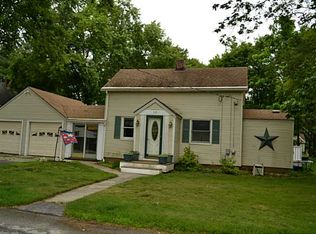 12 Tower Hill Rd, Cumberland, RI 02864