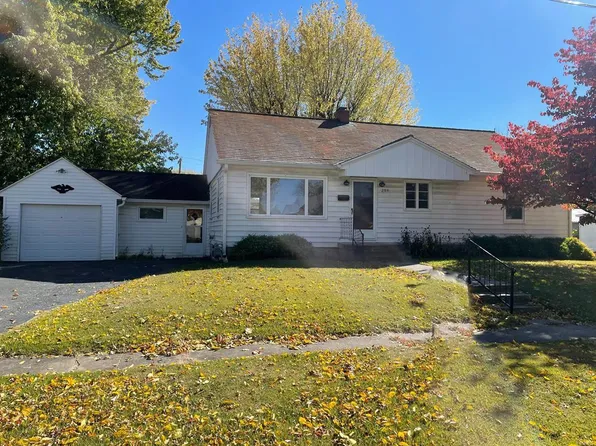 204 E Home St, Vandalia, MO 63382