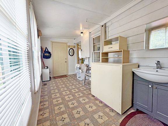 5th image of 101 Clovelly Cv