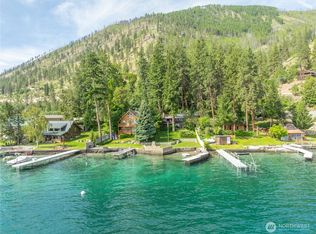 9368 S Lakeshore Rd, Chelan, WA 98816