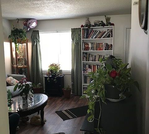 4th image of 708 McPherson St APT B