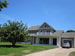 9 Chester Ave, Bridgehampton, NY 11932