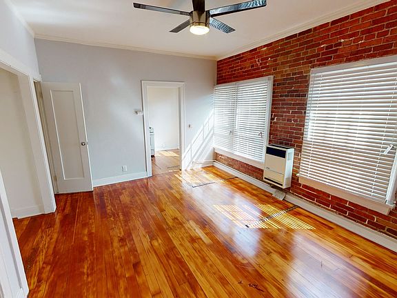 2nd image of 205 N Kenmore Ave APT 11