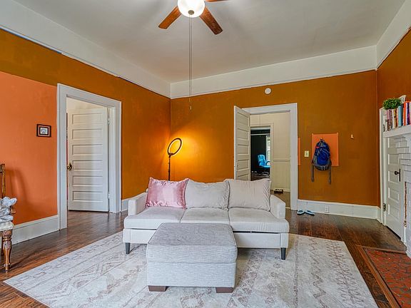 4th image of 803 Saxon Ave