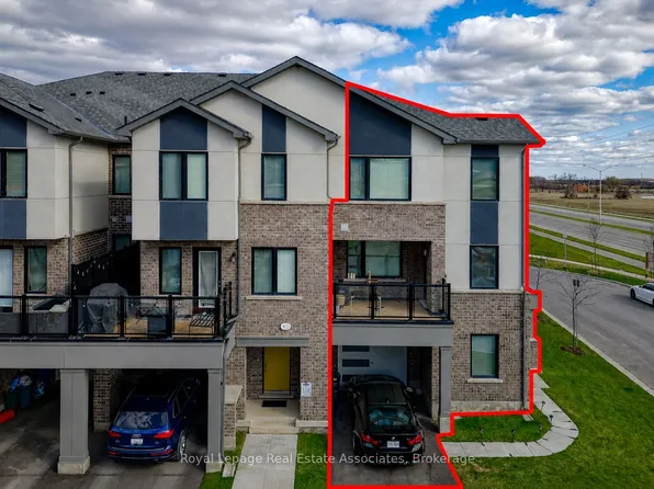 488 Bellflower Ct, Milton, ON L9E 1W4