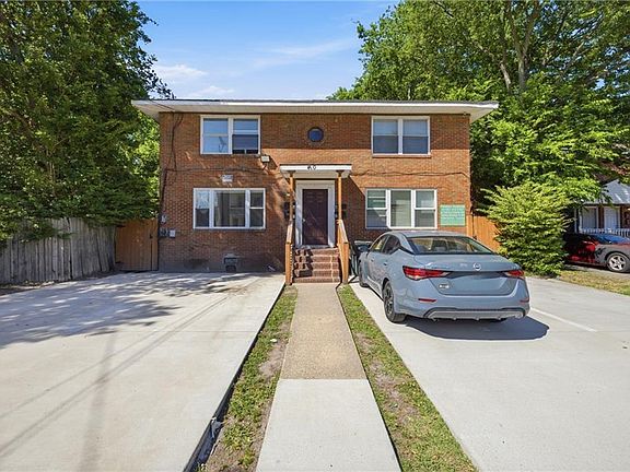 3rd image of 410 W 28th St