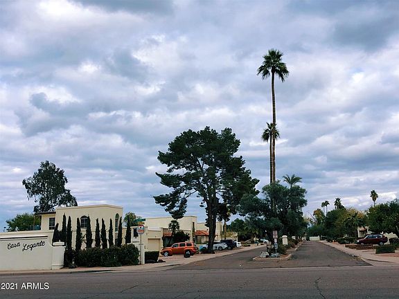 2nd image of 905 E Laguna Dr