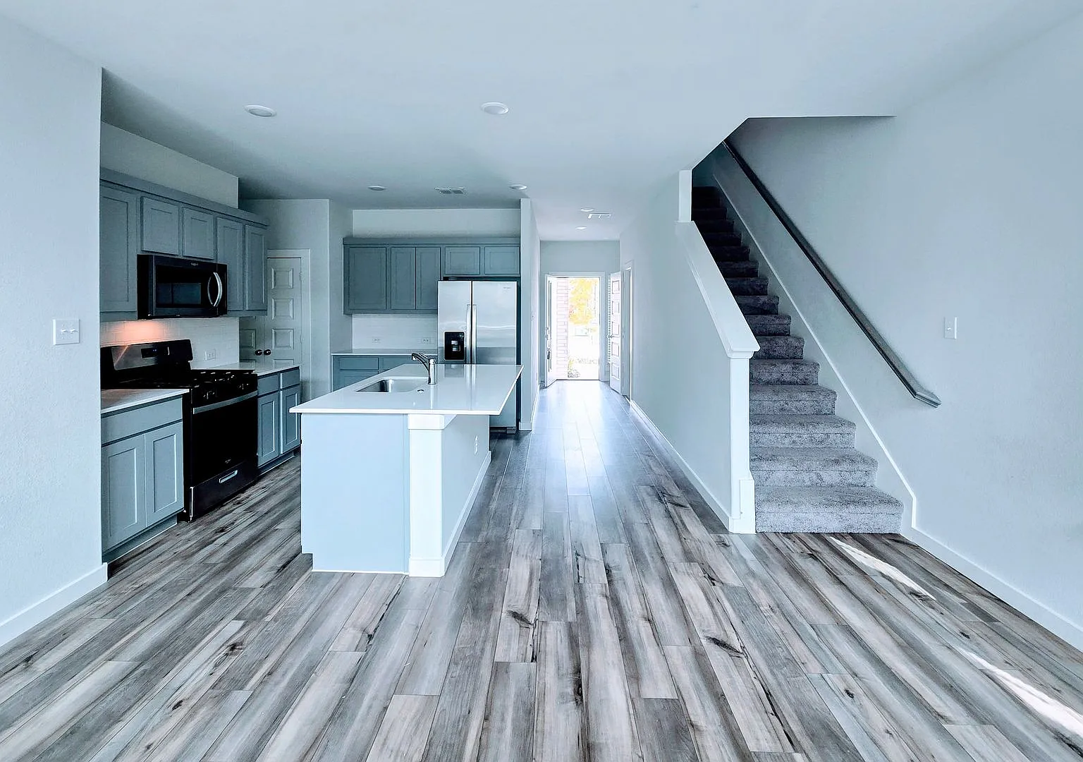 4Bd/3BA Home, resort style amenities, McKinney ISD, minutes to many new emerging markets — Photo 3