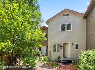 372 S 8th St, Carbondale, CO 81623