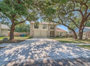 12215 Las Nubes St, San Antonio, TX 78233