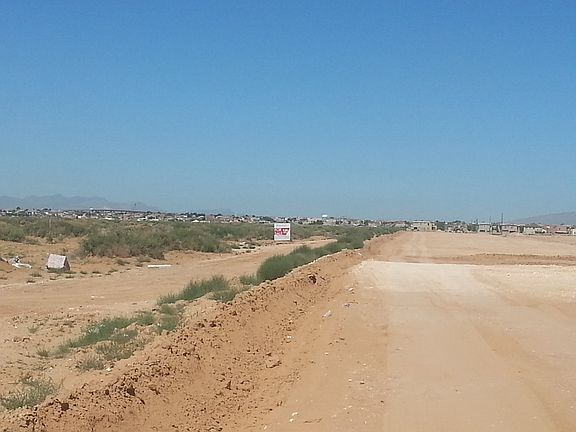 5th image of 2.5 Acre Booming Area