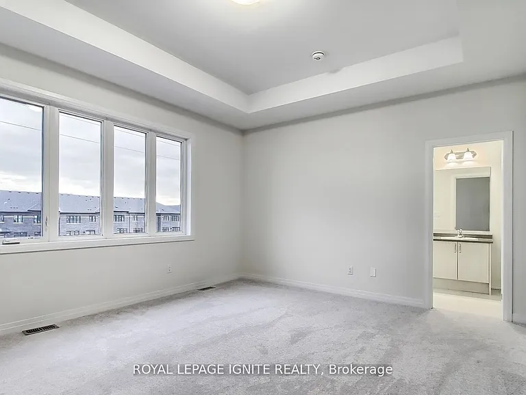 1079 Cameo St — Photo 13
