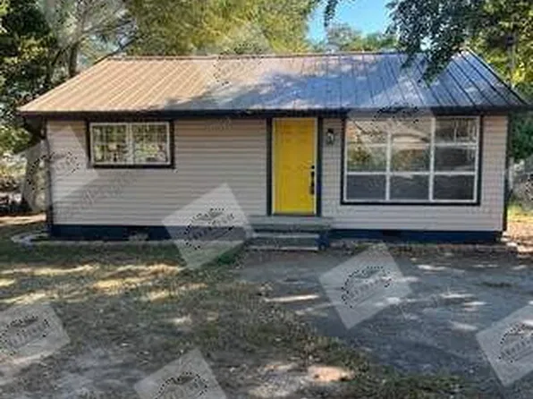 591 Moore Ave, Forest Park, GA 30297