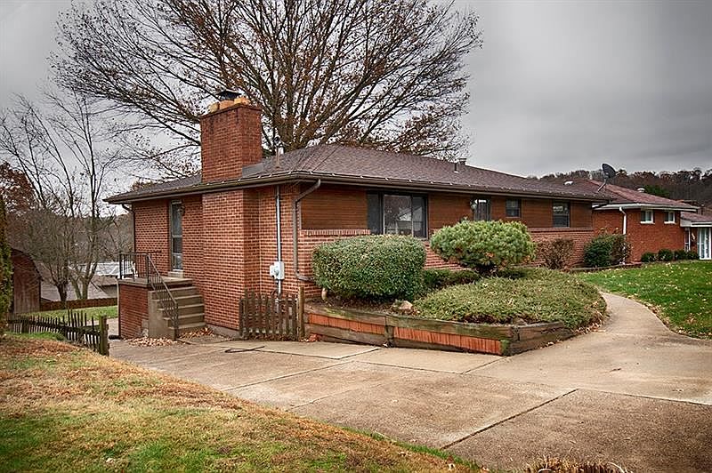 1st image of 489 Toledo Dr