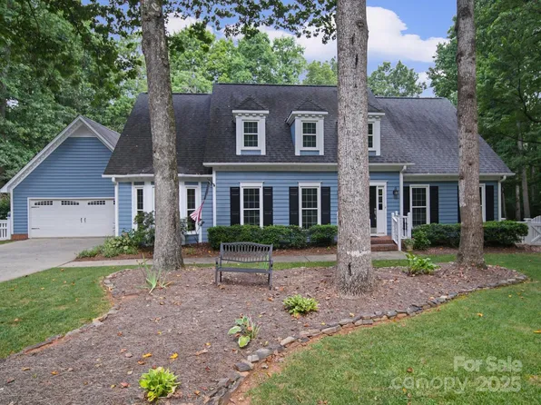 3200 Eppinette Ct, Gastonia, NC 28056