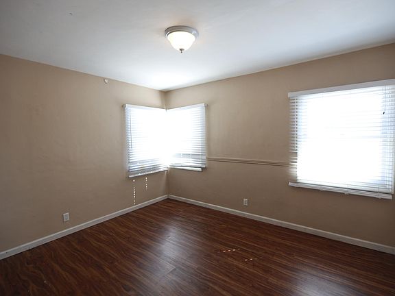 3rd image of 665 N Towne Ave