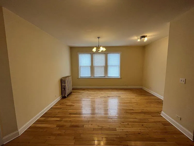 2 bed, 700 sqft, $1,650 — Photo 2