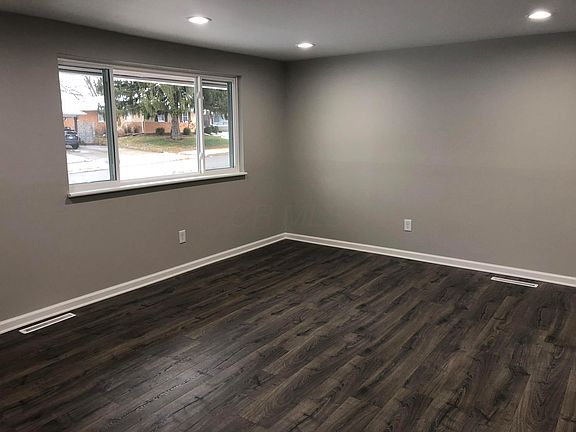 3rd image of 5602 Copenhagen Dr