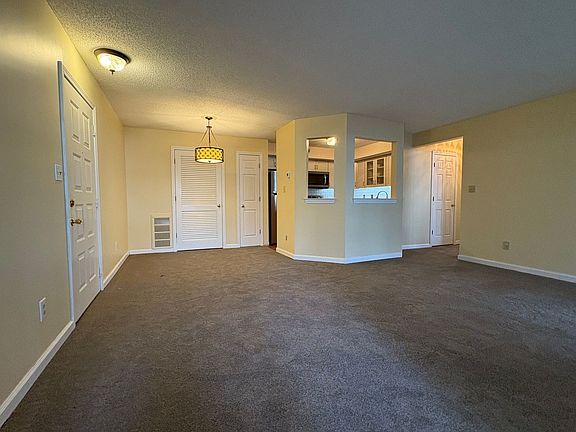 2nd image of 15 Forest Glen Cir #6