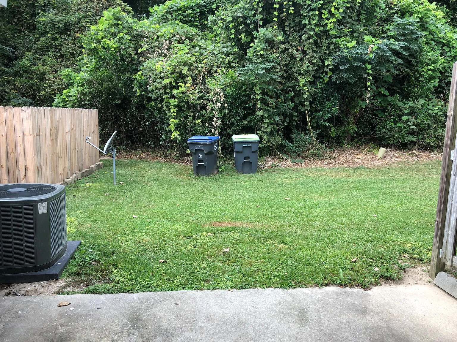 2 bed, 2.5 bath, 1200 sqft, $1,395 — Photo 2