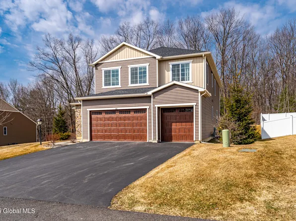 26 Wexford Drive, Schenectady, NY 12309