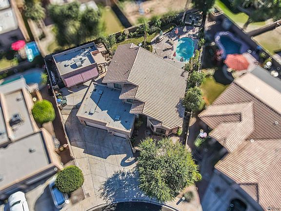 2nd image of 2863 S 47th Dr