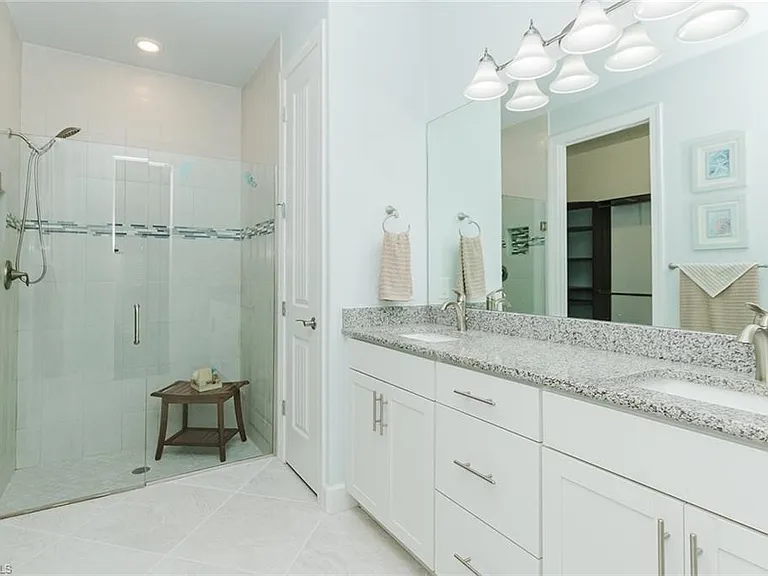 5257 Juliet Ct — Photo 15