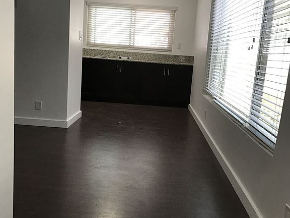 3rd image of 1417 N Curson Ave APT 04