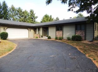 409 Spruce Cir, Jordan, MN 55352