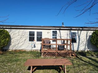 8631 Babcock Rd, Jeddo, MI 48032