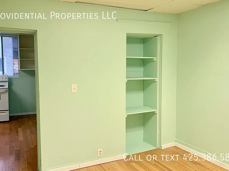 2468 S College St #B — Photo 5
