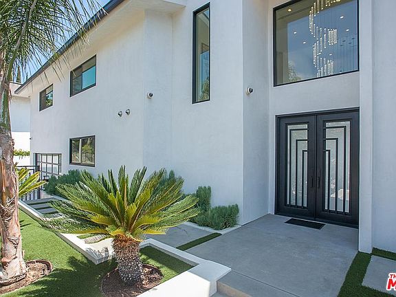 3rd image of 2398 Hercules Dr