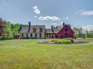 34 Barnfield Ln, Gorham, ME 04038