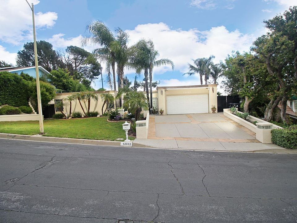 1st image of 12012 Elnora Pl