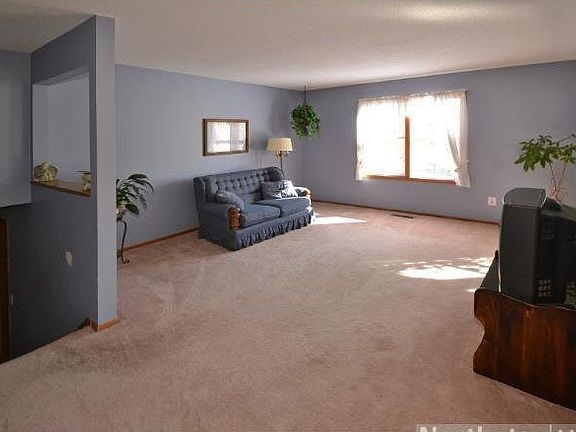 5th image of 2795 Hillvale Trail