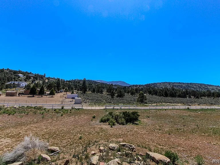46784 Pioneertown Rd — Photo 46