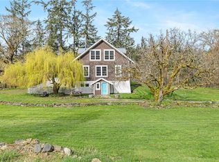 301 Epron Rd, Saltspring Island, BC V8K1C7