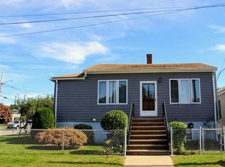 104 Kempton St, Fall River, MA 02724