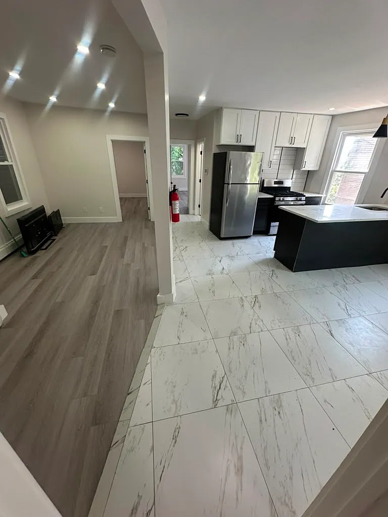 5 bed, 2.5 bath, $3,050 — Photo 1