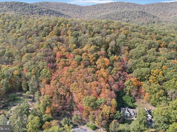 4 Yeoman Ct, Cumberland, MD 21502