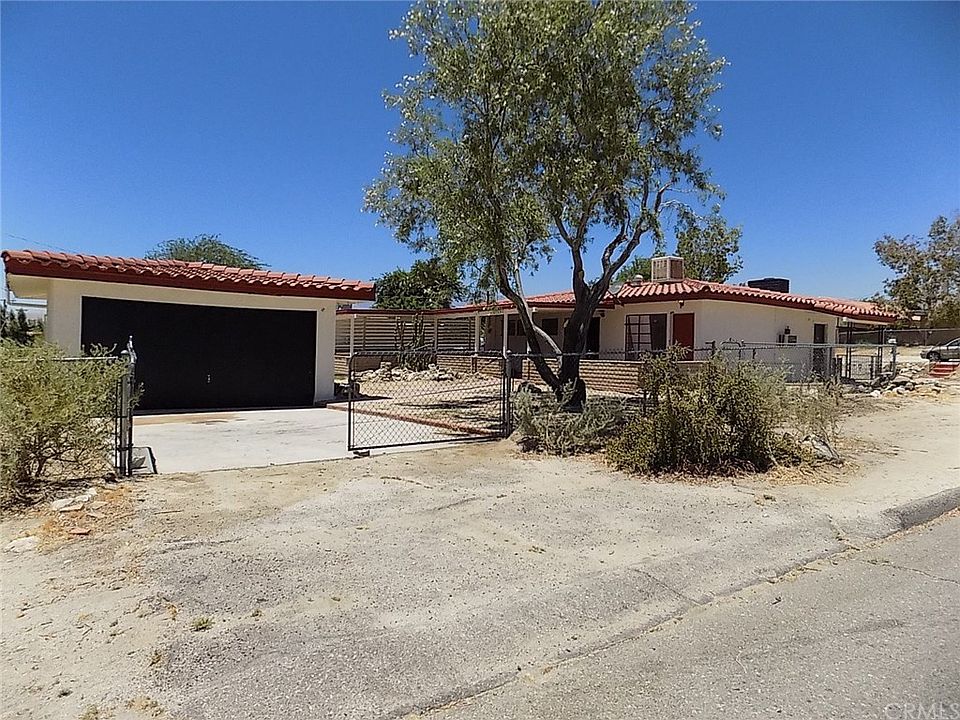 1st image of 66743 Estrella Ave