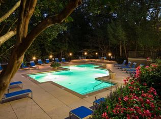 169 Autumn Ridge Trl, Roswell, GA 30076