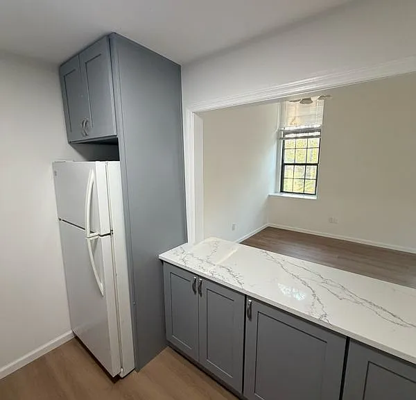 2807 Hawthorn Ct — Photo 8