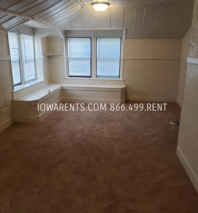 601 E Reed St #7