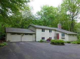 85 Sandy Pond Pkwy, Bedford, NH 03110